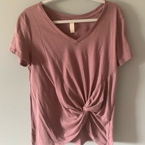 Altar’d State Mauve Knotted V-Neck T-Shirt